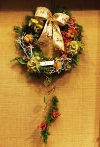 クリスマス　リース作り・・・｜「フローリスト飾り屋」　（鹿児島県鹿児島市の花キューピット加盟店 花屋）のブログ