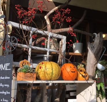 10月　ハローウィンで秋色を彩ります♪｜「フローリスト飾り屋」　（鹿児島県鹿児島市の花キューピット加盟店 花屋）のブログ