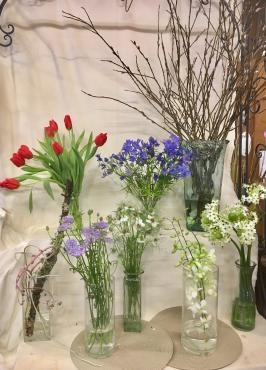 春色のお花たち・・・心はずみます｜「フローリスト飾り屋」　（鹿児島県鹿児島市の花キューピット加盟店 花屋）のブログ