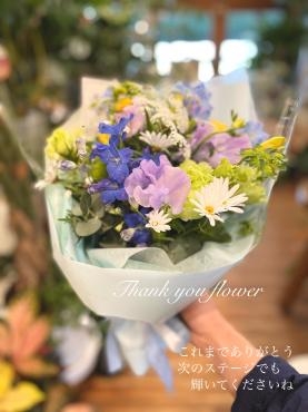 爽やかブーケで笑顔に花を添えています～｜「フローリスト飾り屋」　（鹿児島県鹿児島市の花キューピット加盟店 花屋）のブログ