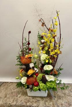 秋のお祝いにアレンジメントのお届けです・・・｜「フローリスト飾り屋」　（鹿児島県鹿児島市の花キューピット加盟店 花屋）のブログ