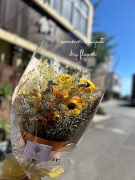ドライフラワーブーケ＆シンボルテントの交換～「フローリスト飾り屋」（鹿児島県鹿児島市の花屋）のギャラリー写真