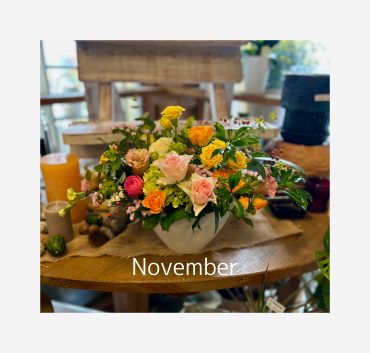 11月始まりました～｜「フローリスト飾り屋」　（鹿児島県鹿児島市の花キューピット加盟店 花屋）のブログ